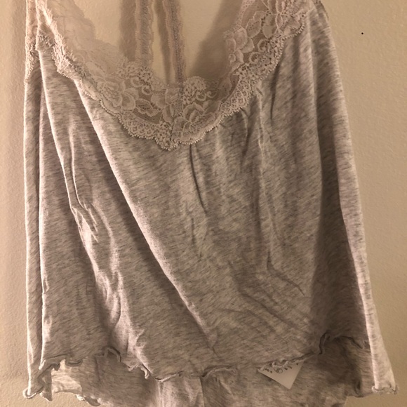 NWOT tank - Picture 3 of 5